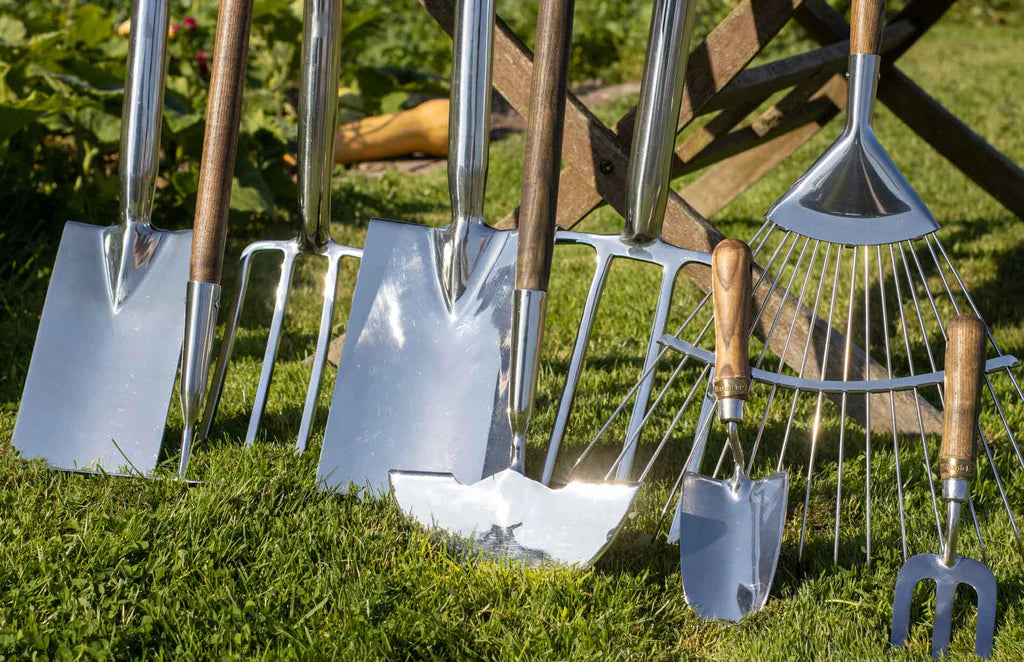 Tools, Rakes, & Spades – Garden Warehouse Direct