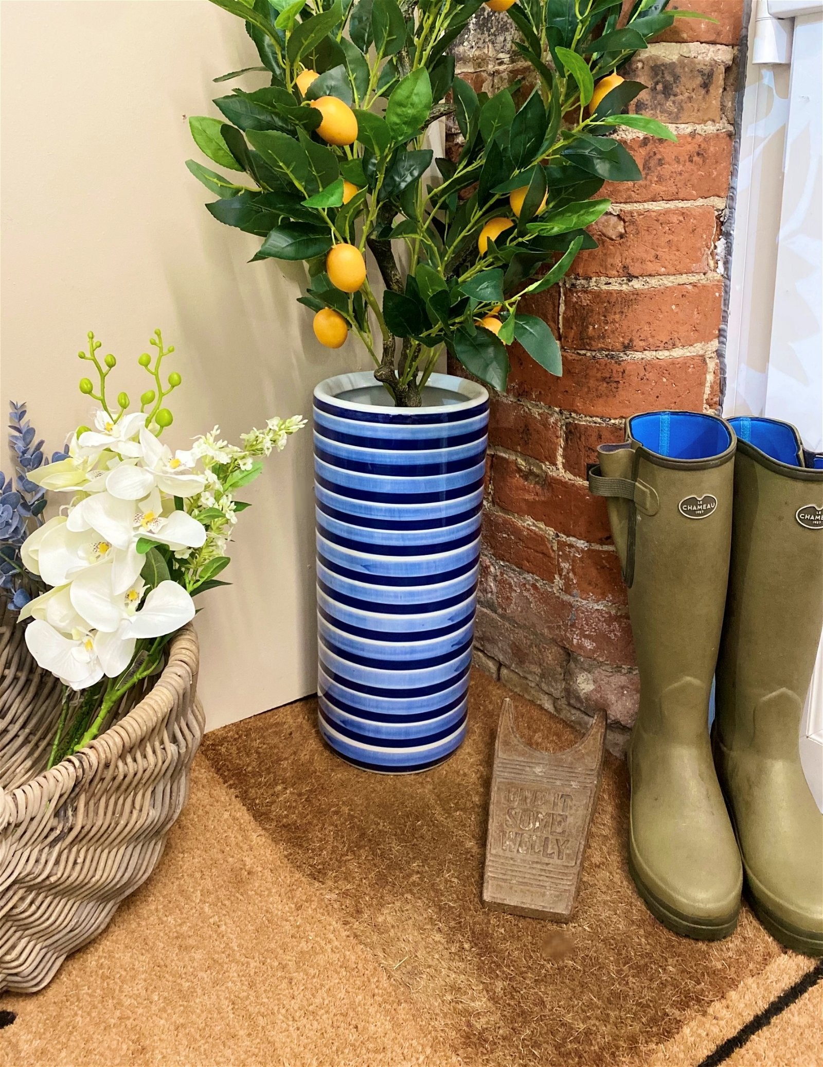 Horizontal Striped Umbrella Stand